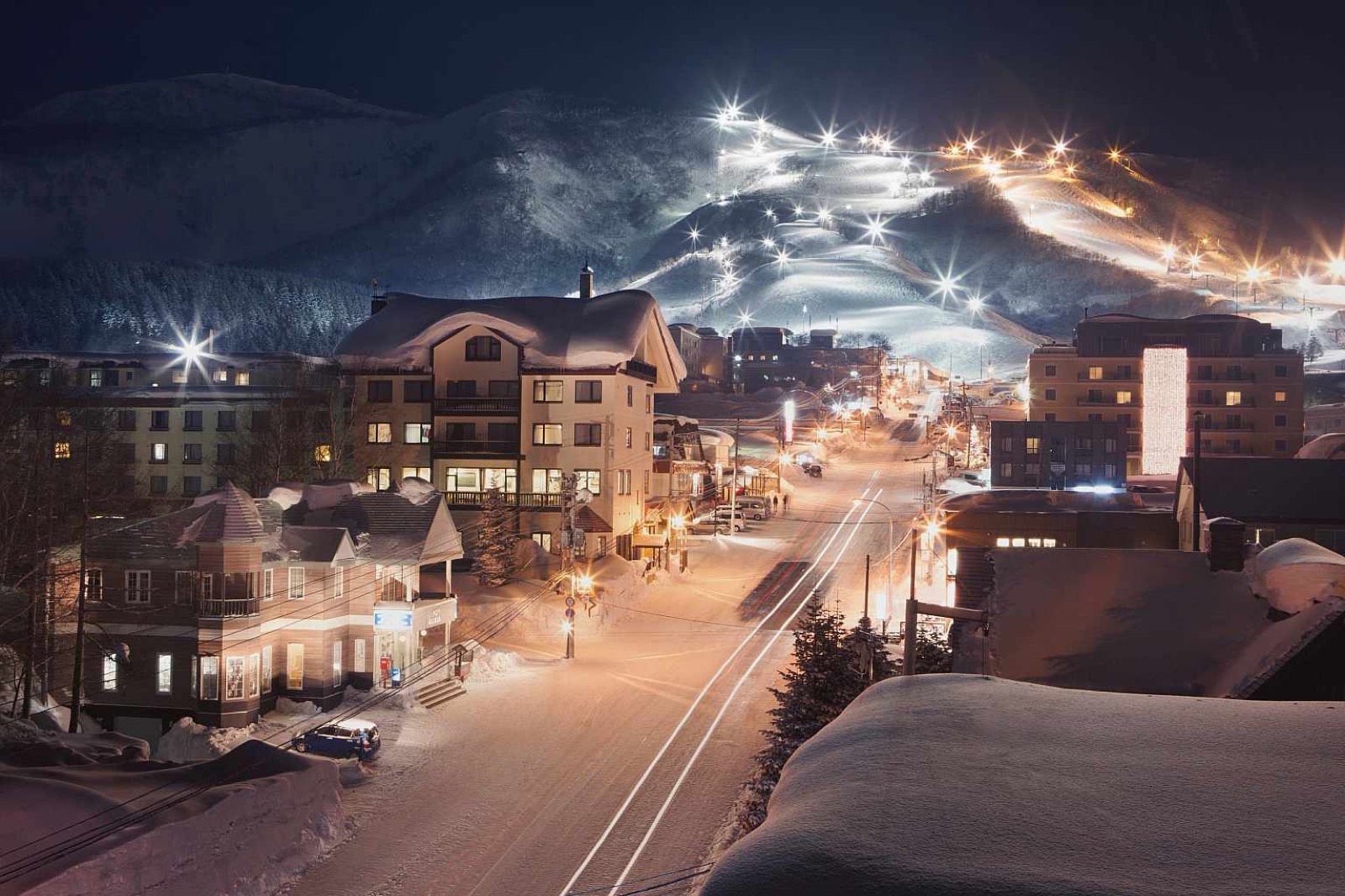 Hirafu village at night