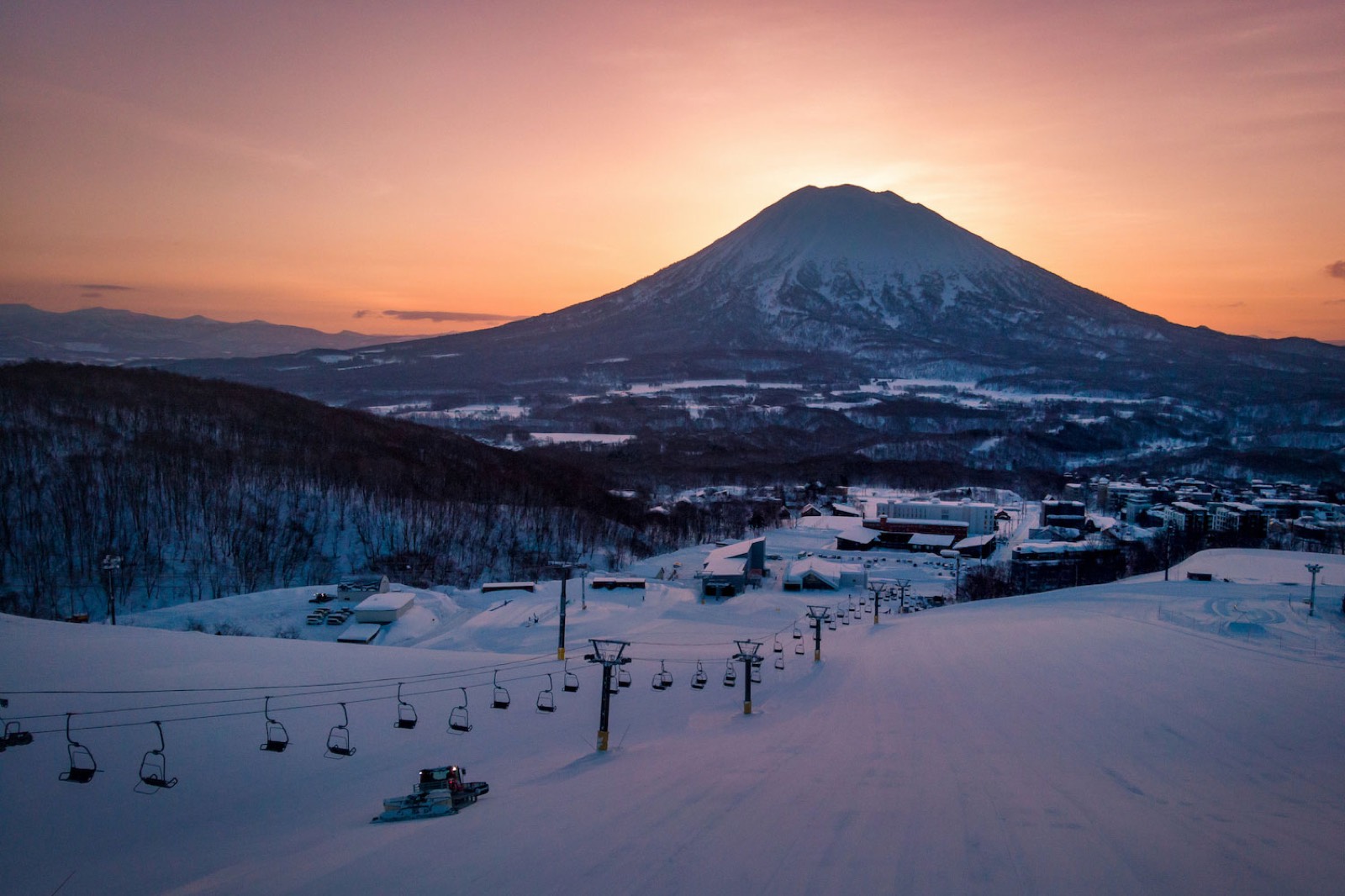 Mt Yōtei at sunset