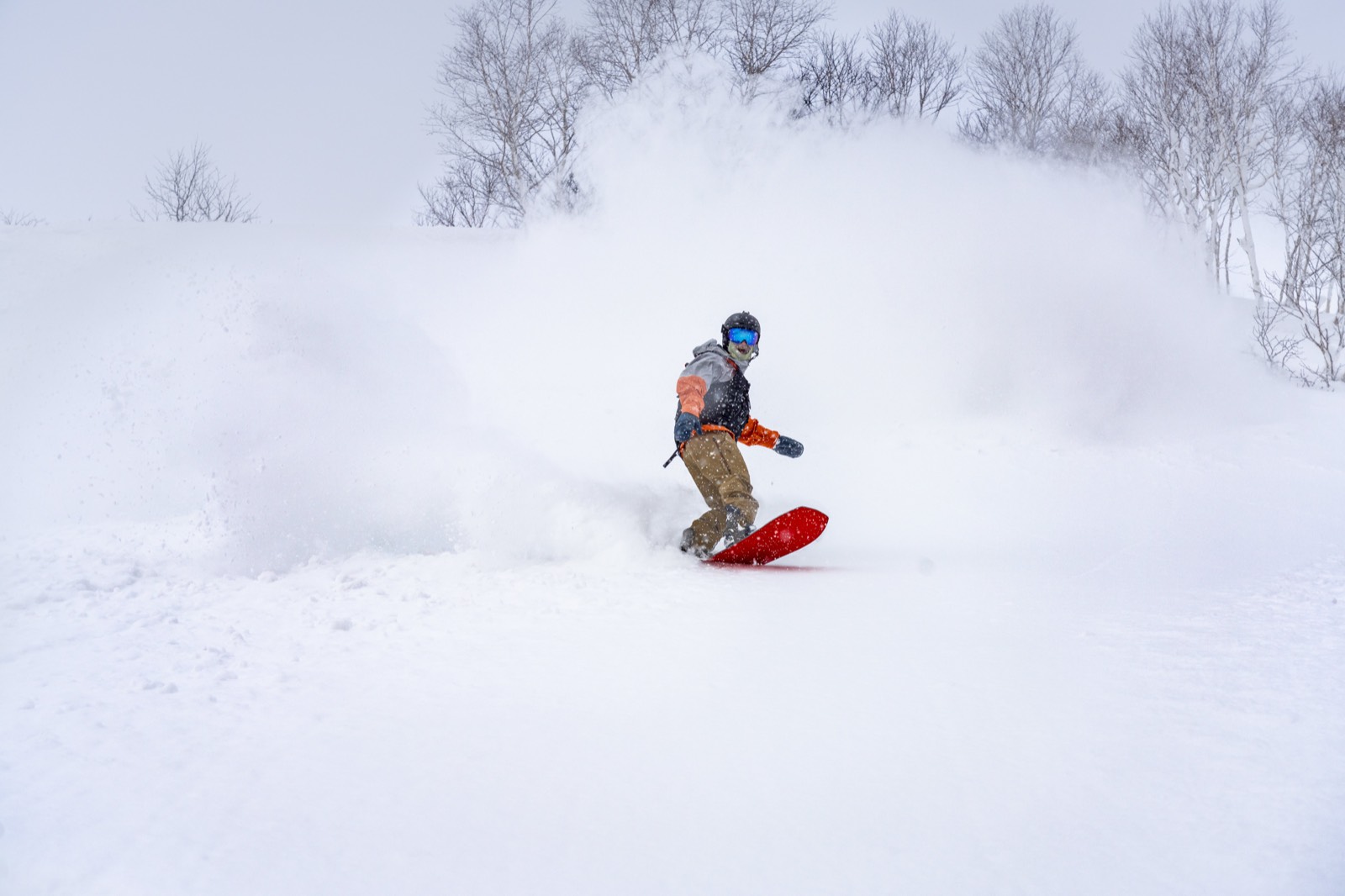 Snowboarding fresh powder